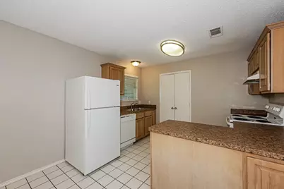 606 Plainview Drive, Mansfield, TX 76063 - Photo 7