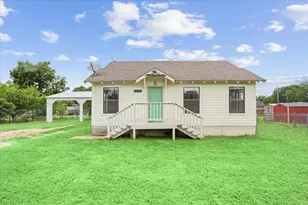 608 9th St, Hico, TX 76457 - Photo 1