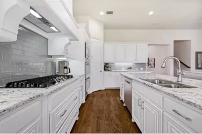 8805 Abbington Place, McKinney, TX 75072 - Photo 5