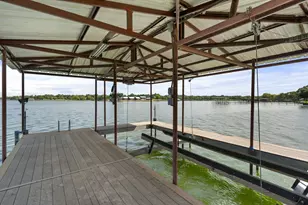3935 Autumn Point Dr, Wills Point, TX 75169 - Photo 3