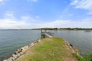 3935 Autumn Point Dr, Wills Point, TX 75169 - Photo 5