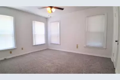 1805 Robinwood Drive, Fort Worth, TX 76111 - Photo 15