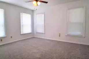 1805 Robinwood Dr, Fort Worth, TX 76111 - Photo 15