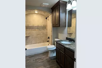 1410 Lauren Lane, Granbury, TX 76048 - Photo 7