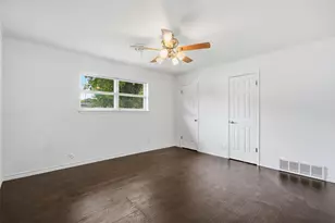206 McAnear St, Cleburne, TX 76033 - Photo 9