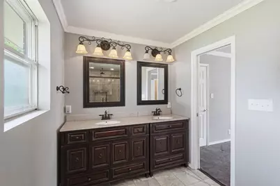 206 McAnear Street, Cleburne, TX 76033 - Photo 13