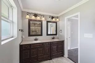 206 McAnear St, Cleburne, TX 76033 - Photo 13