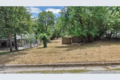 5307 Lovell Avenue, Fort Worth, TX 76107 - Photo 1