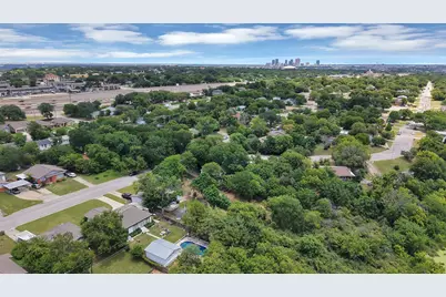 5307 Lovell Avenue, Fort Worth, TX 76107 - Photo 5