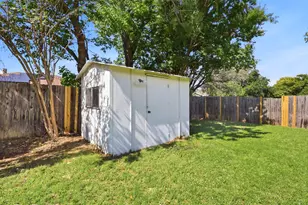 6461 Westridge Dr, Watauga, TX 76148 - Photo 21