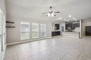 1075 Carpenter Ct, Lavon, TX 75166 - Photo 3
