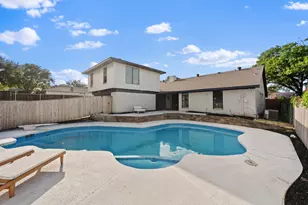 9648 Fallbrook Dr, Dallas, TX 75243 - Photo 37