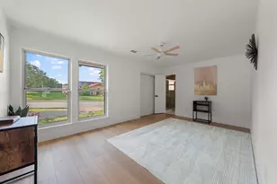 9648 Fallbrook Dr, Dallas, TX 75243 - Photo 27
