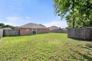330 Schumacher Dr, Burleson, TX 76028 - Photo 23