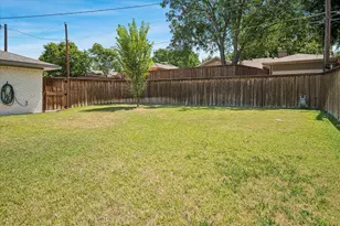 4704 Ashbrook Rd, Dallas, TX 75227 - Photo 17