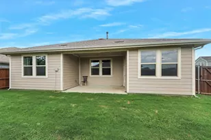 11340 Pecan Crk Dr, Providence Village, TX 76227 - Photo 25