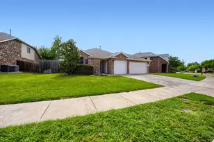 132 Redbud Dr, Forney, TX 75126 - Photo 5