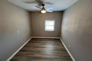 710 Apache Trce, Grand Prairie, TX 75051 - Photo 11