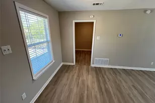 710 Apache Trce, Grand Prairie, TX 75051 - Photo 7