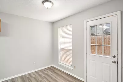 1217 Hidden Creek Drive, Mansfield, TX 76063 - Photo 13