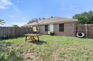 301 Schumacher Dr, Burleson, TX 76028 - Photo 13