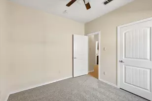 720 Rio Bravo Dr, Fort Worth, TX 76052 - Photo 29