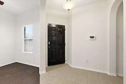 720 Rio Bravo Drive, Fort Worth, TX 76052 - Photo 5