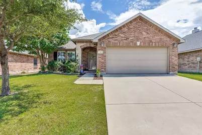 317 Amethyst Drive, Fort Worth, TX 76131 - Photo 1