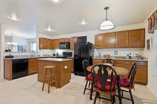 317 Amethyst Dr, Fort Worth, TX 76131 - Photo 13