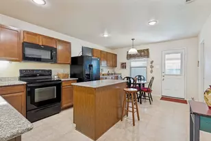317 Amethyst Dr, Fort Worth, TX 76131 - Photo 9