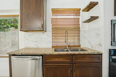 5905 Sandalwood Drive, McKinney, TX 75072 - Photo 9