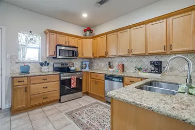 2224 Cobblestone Court, Granbury, TX 76049 - Photo 13