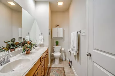 2224 Cobblestone Court, Granbury, TX 76049 - Photo 33