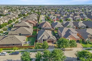 820 Wilmington Ln, Aubrey, TX 76227 - Photo 33