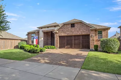 820 Wilmington Lane, Aubrey, TX 76227 - Photo 3