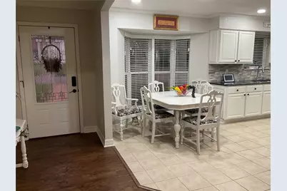 341 Cedarwood Lane, Hewitt, TX 76643 - Photo 5