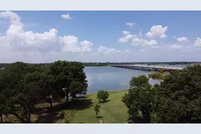125 Lewis Drive, Little Elm, TX 75068 - Photo 15