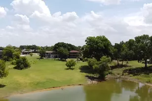 125 Lewis Dr, Little Elm, TX 75068 - Photo 9