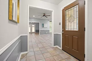 107 Buffalo Creek Cir, Waxahachie, TX 75165 - Photo 13