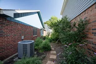 1425 Thistlewood Ln, Grapevine, TX 76051 - Photo 23