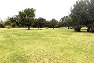 709 W St Charles St, Eastland, TX 76448 - Photo 33