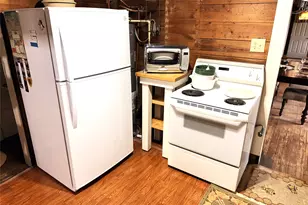 709 W St Charles St, Eastland, TX 76448 - Photo 15