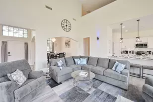 2735 Water Oak Dr, Grand Prairie, TX 75052 - Photo 9