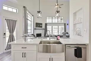 2735 Water Oak Dr, Grand Prairie, TX 75052 - Photo 15