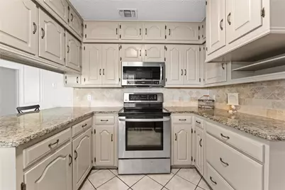 608 S Colorado Street, Whitney, TX 76692 - Photo 17