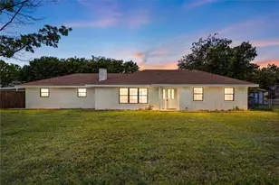 608 S Colorado St, Whitney, TX 76692 - Photo 1
