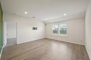 2315 Hydrangea Dr, Pilot Point, TX 76258 - Photo 15