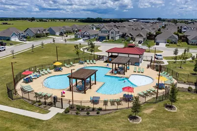 2315 Hydrangea Drive, Pilot Point, TX 76258 - Photo 39