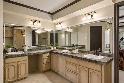 4008 Fairlakes Drive, Dallas, TX 75228 - Photo 5