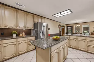 4008 Fairlakes Dr, Dallas, TX 75228 - Photo 9